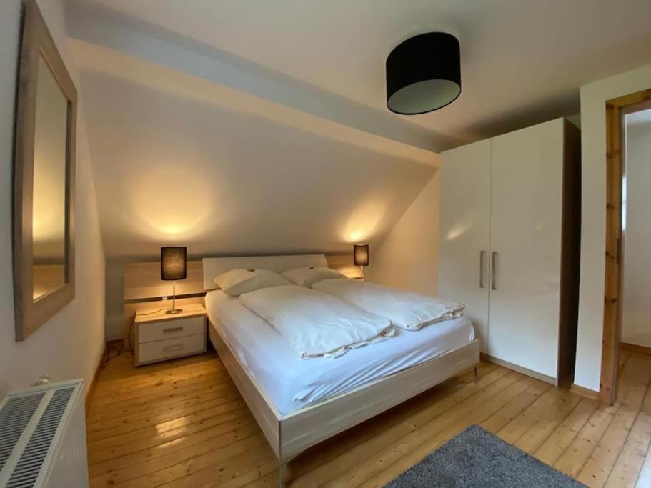 Waldheimat - Ferienhaus Nuerburg Bagian luar foto
